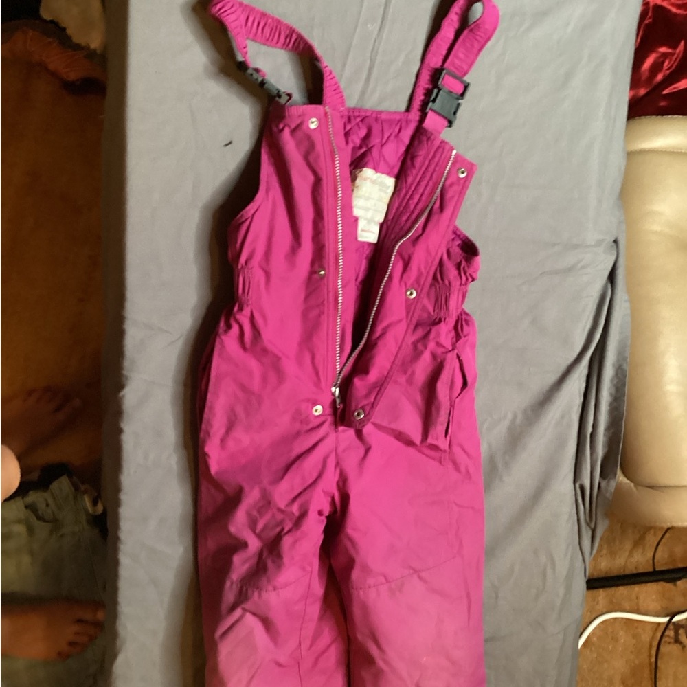 Stylish Pink Zip-Up Snow Suit